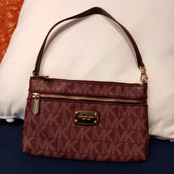 Michael Kors Marrón Wristlet and mini handbag bag semi new - Picture 1 of 6
